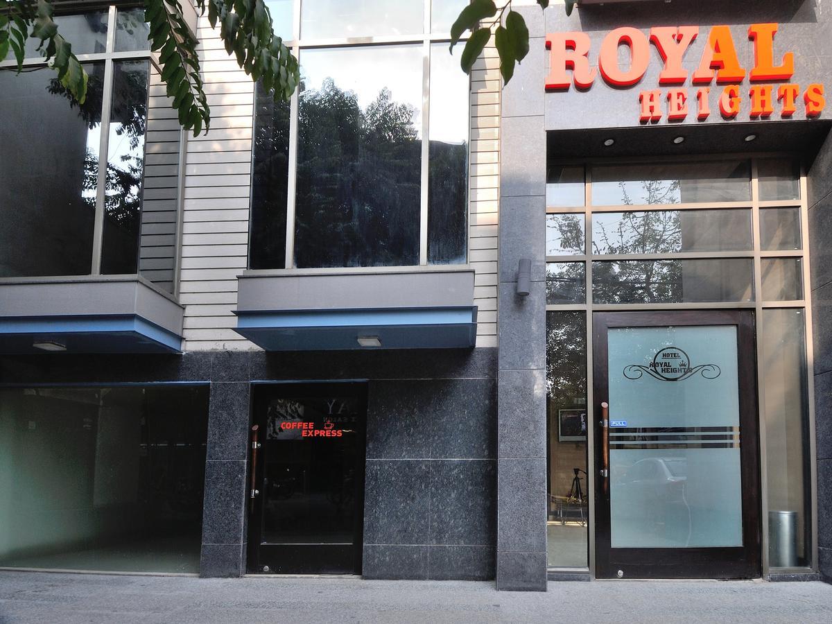 Hotel Royal Grand - Opposite Axis Bank East Patel Nagar New Delhi Exterior foto