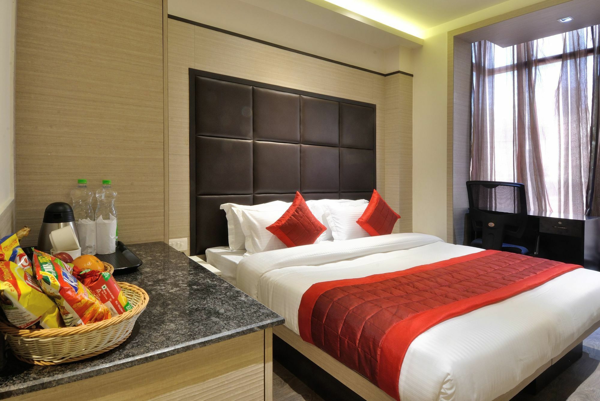 Hotel Royal Grand - Opposite Axis Bank East Patel Nagar New Delhi Exterior foto